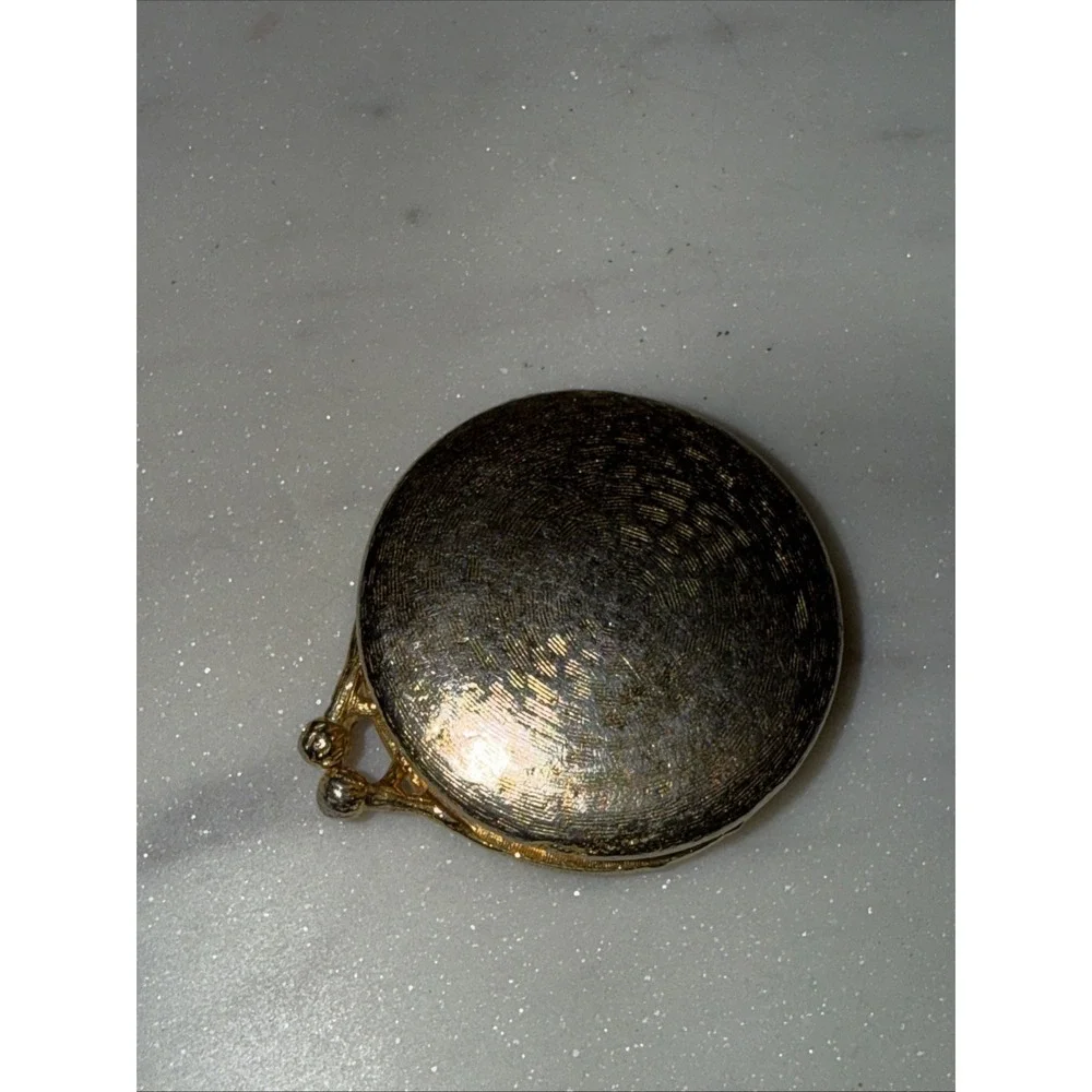 Vintage Florenza Gold Tone Locket Pill Box With Lady Picture